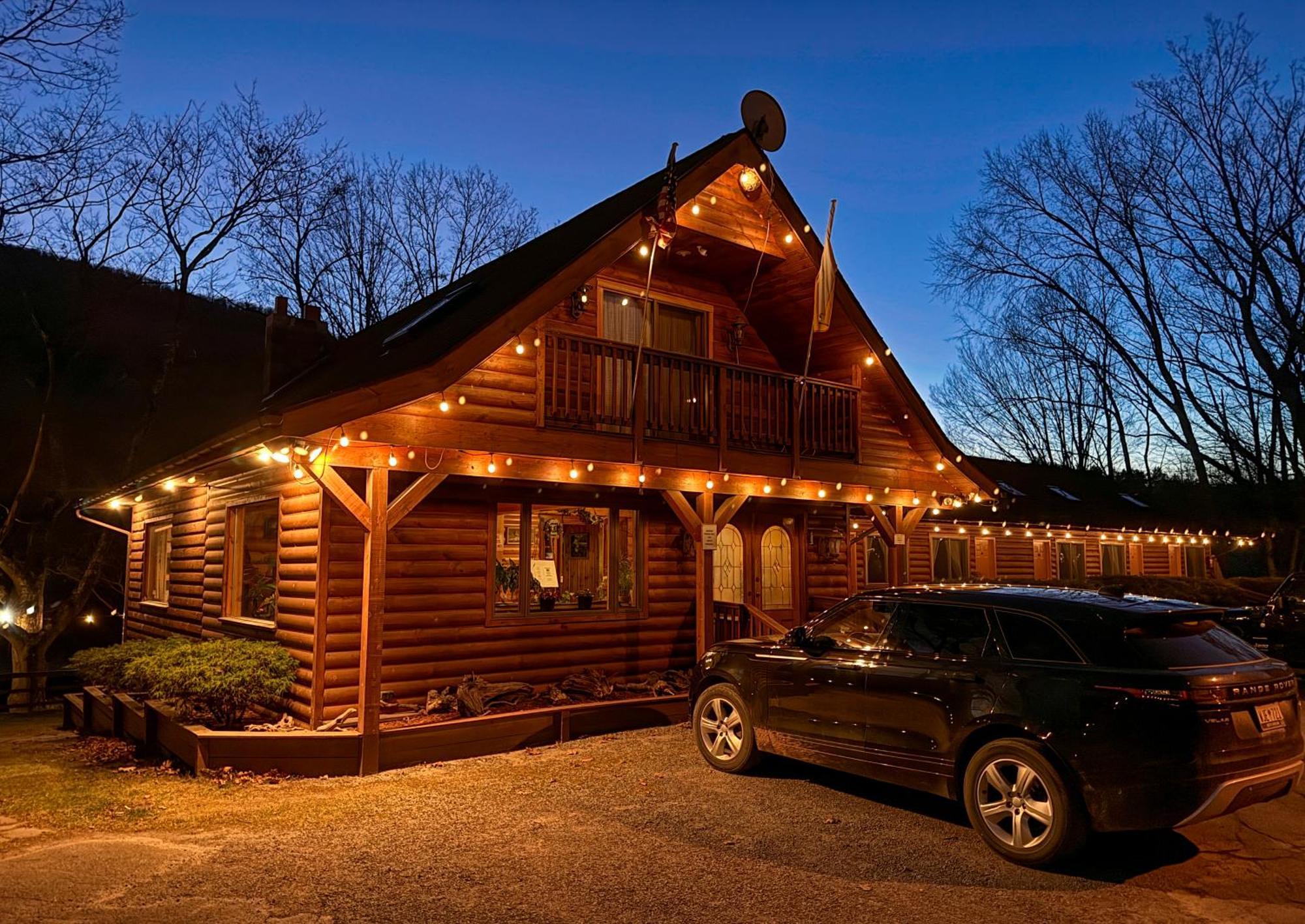 Xenia Lodge ฮันเตอร์ ภายนอก รูปภาพ