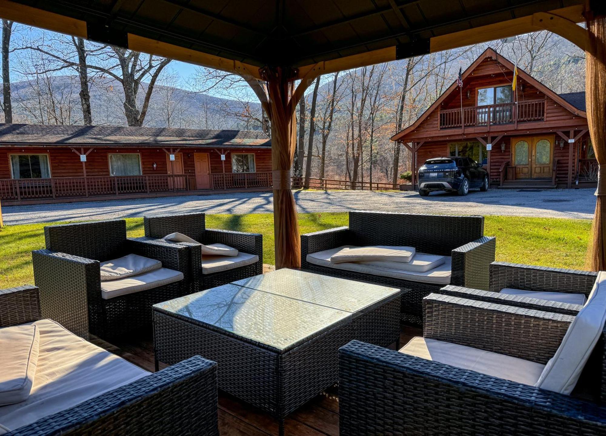 Xenia Lodge ฮันเตอร์ ภายนอก รูปภาพ