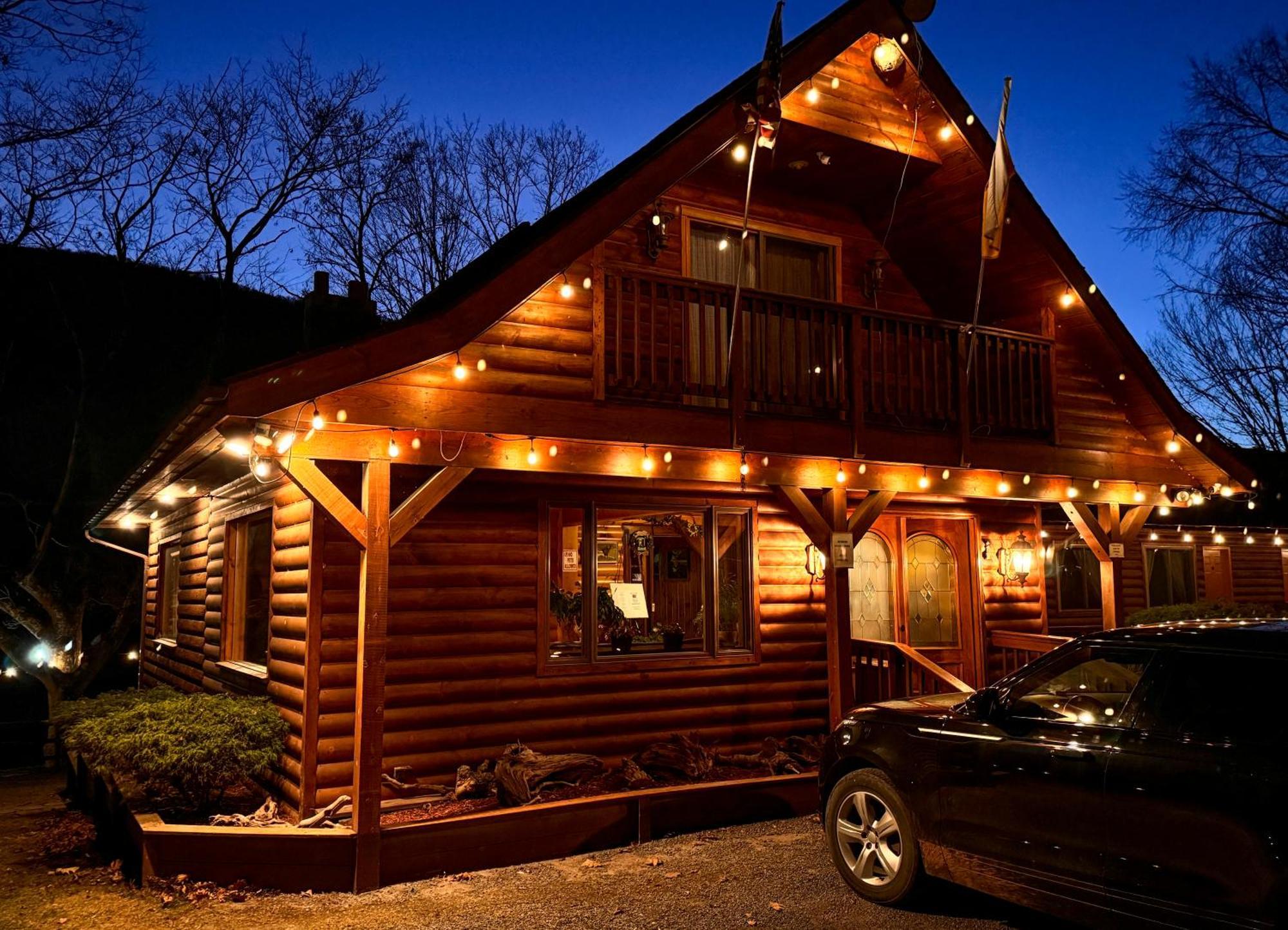Xenia Lodge ฮันเตอร์ ภายนอก รูปภาพ
