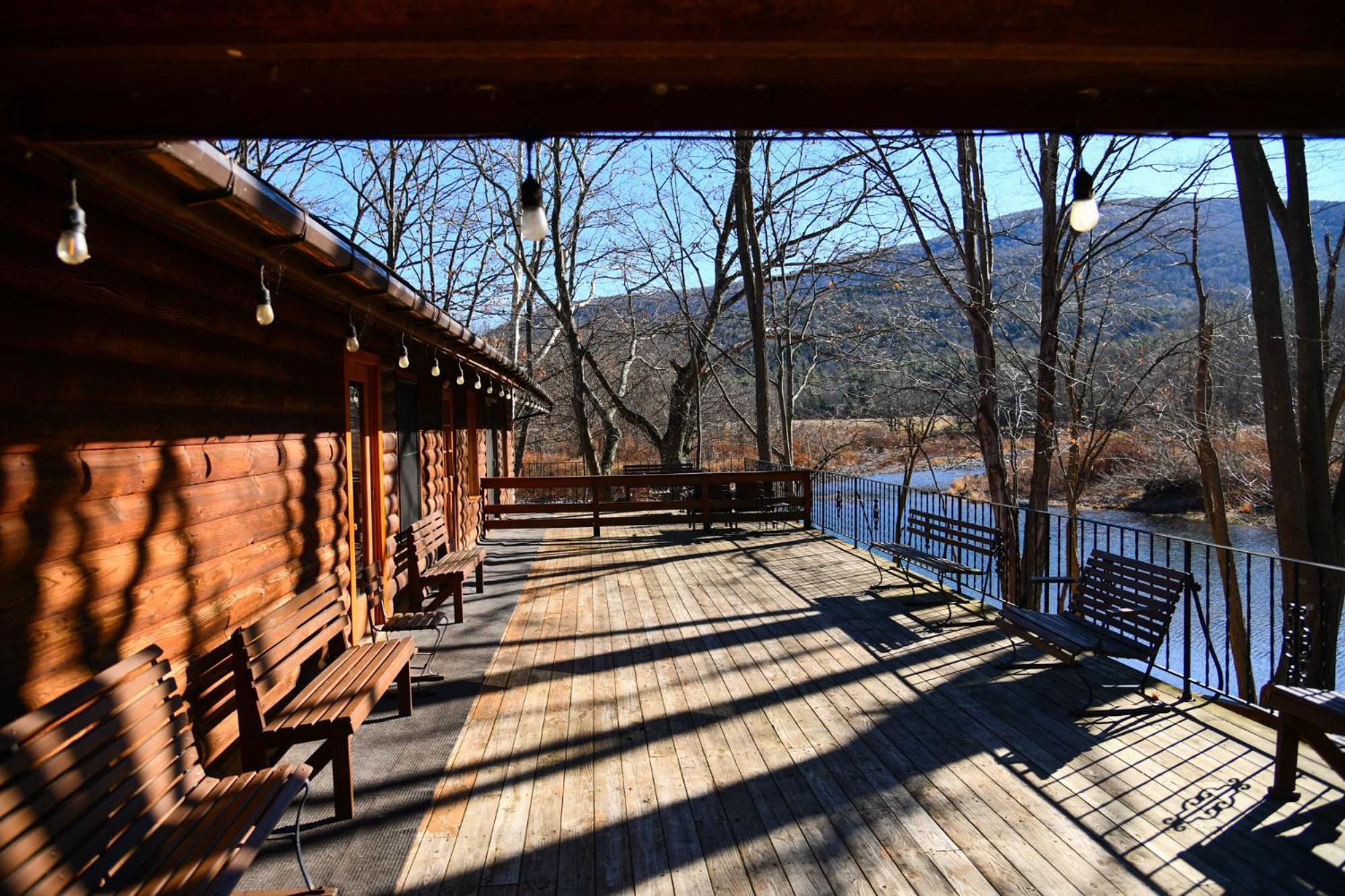 Xenia Lodge ฮันเตอร์ ภายนอก รูปภาพ